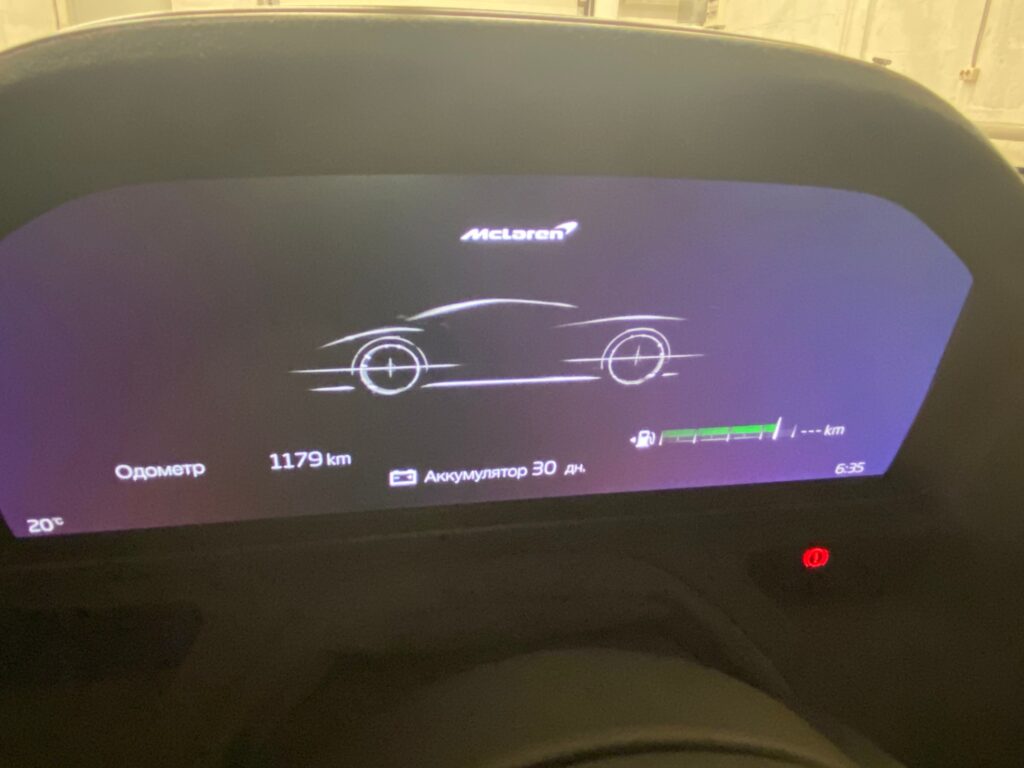 Устранение скрипов и дребезжаний в салоне McLaren 765LT, кстати, на момент работы, единственного в России👍 — фото 10