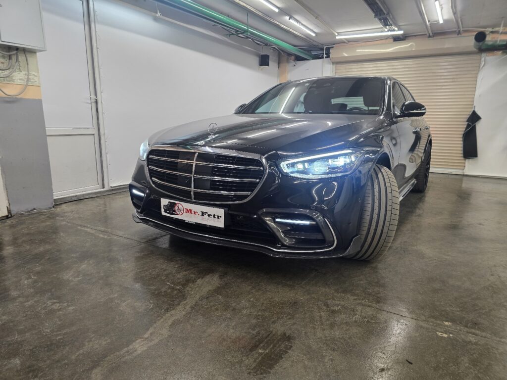 Mercedes Benz S-класс в кузове W223 — седьмое поколение флагмана немецкого автоконцерна. В народ эта генерация вышла … — фото 1